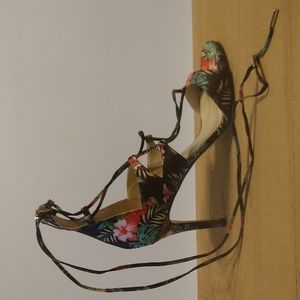 Marc Fisher strappy floral sandals
